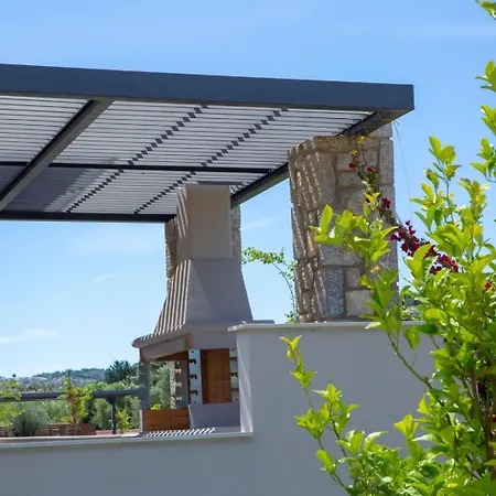 빌라 Varko Premium