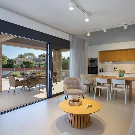 Varko Premium Lefkáda