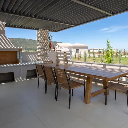Varko Premium Villa Lefkada City