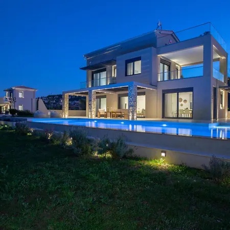 Varko Premium Lefkada City