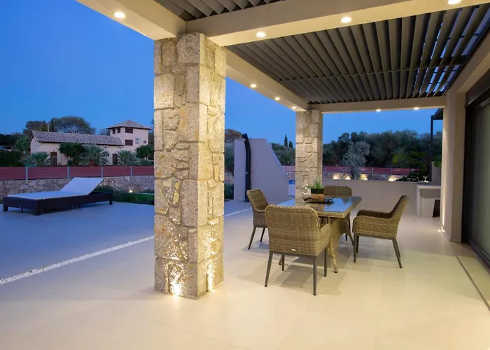 Villa Varko Premium